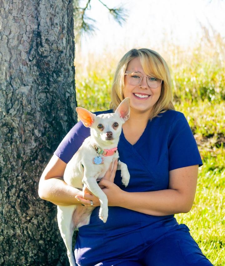 moore animal hospital colorado Vicious cast Bildergallerie